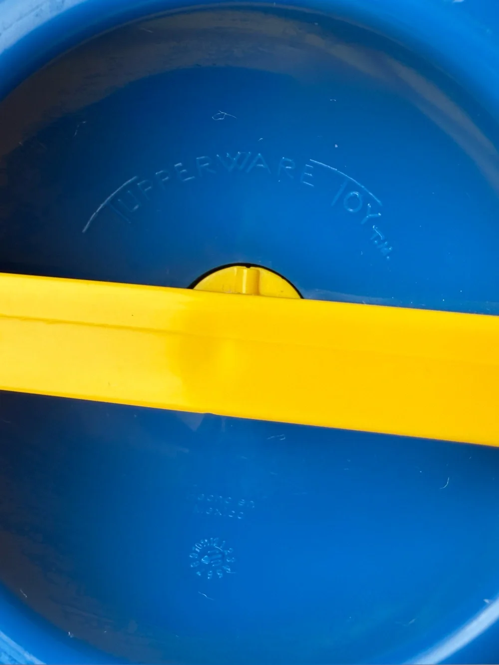 Tupperware Shape O Ball Toy